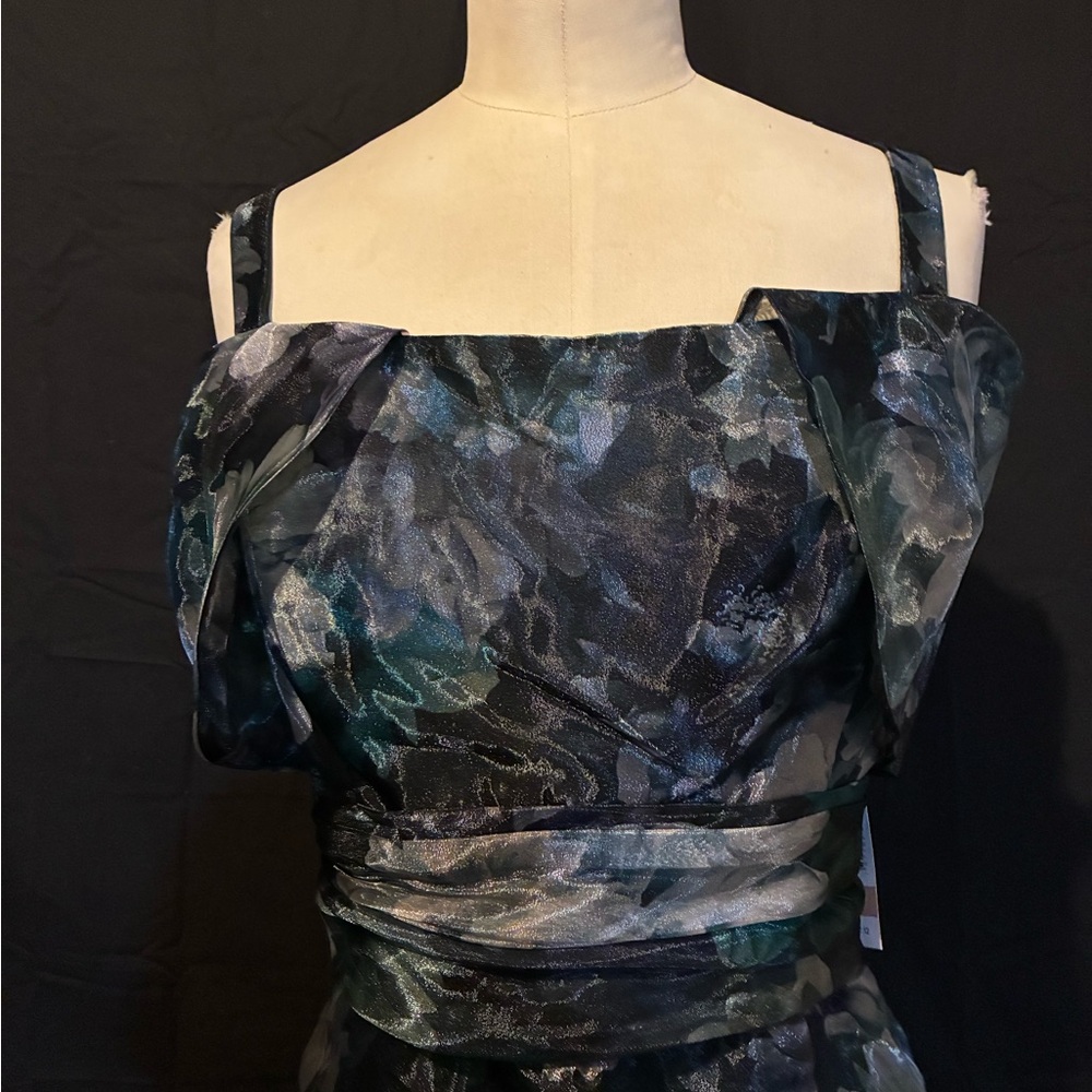 R&M Richards Black and Blue Floral Maxi Dress NWT 12 - Picture 4 of 11